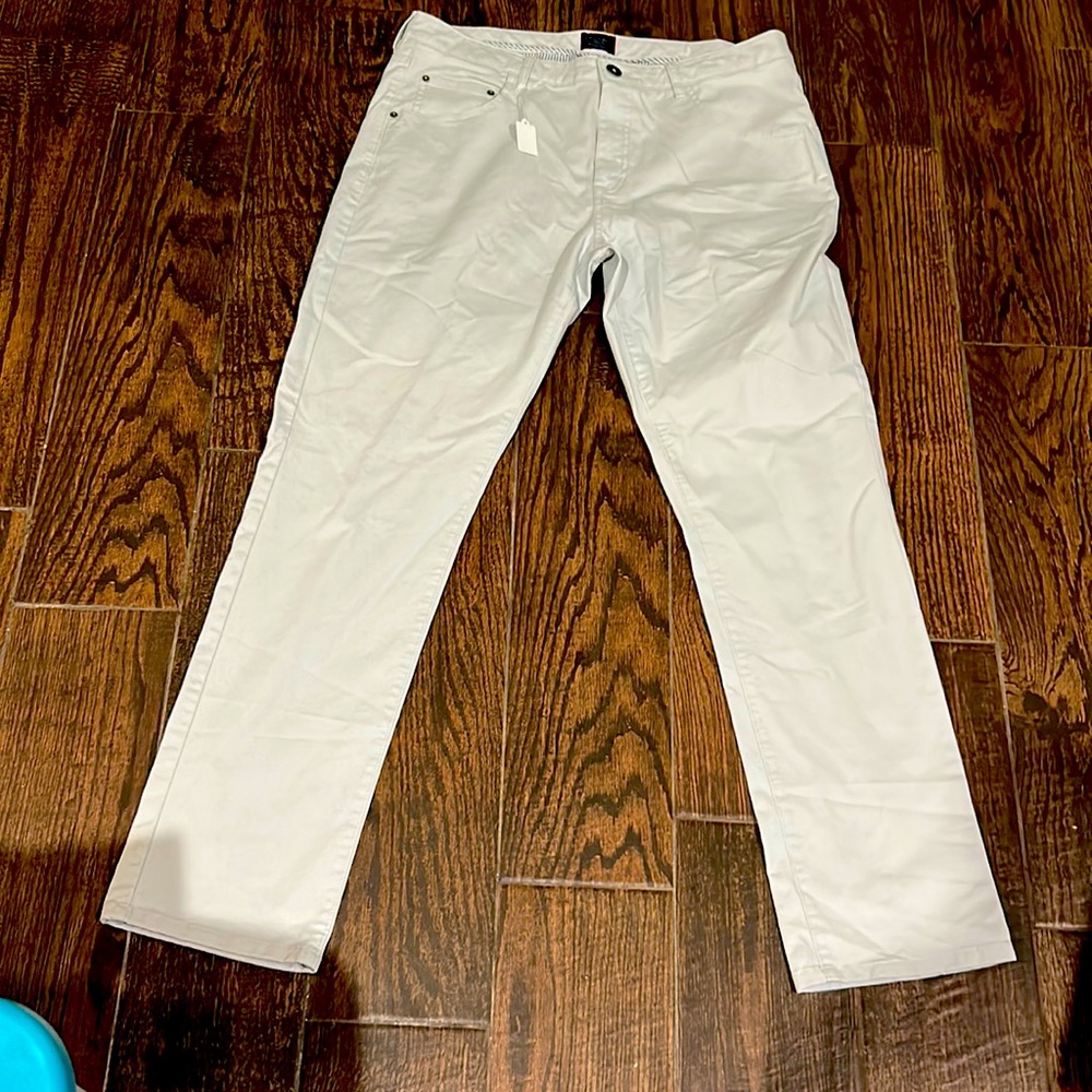 Grey untuck it golf pants size 36-32